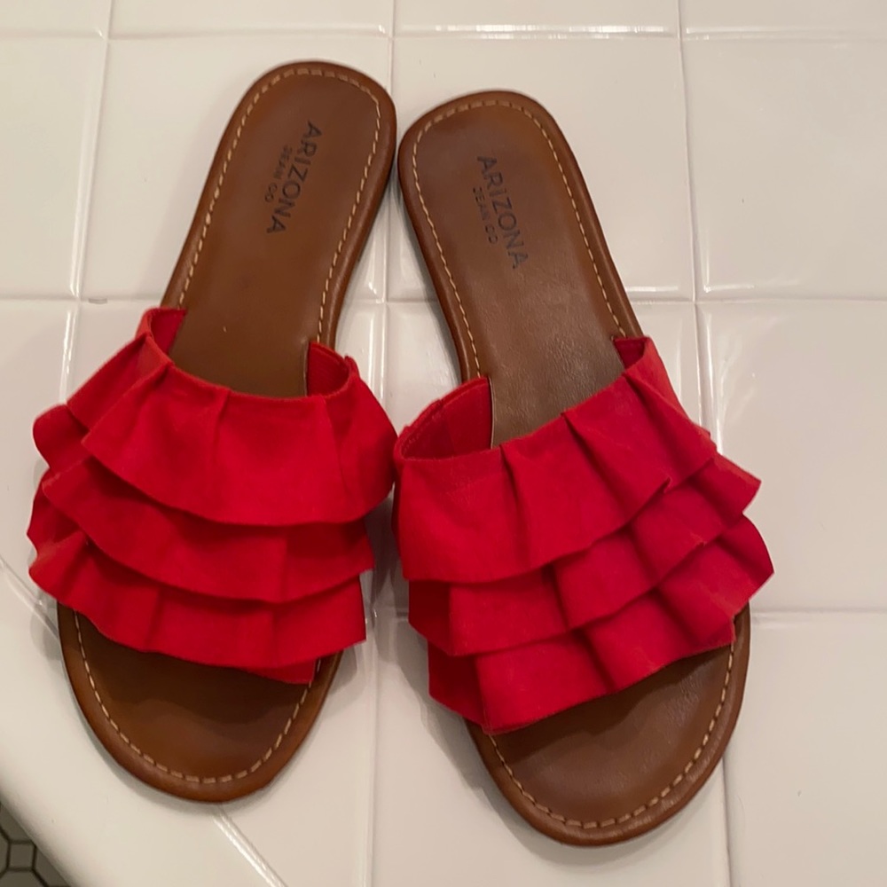 Arizona brand red flat sandals size 8.5